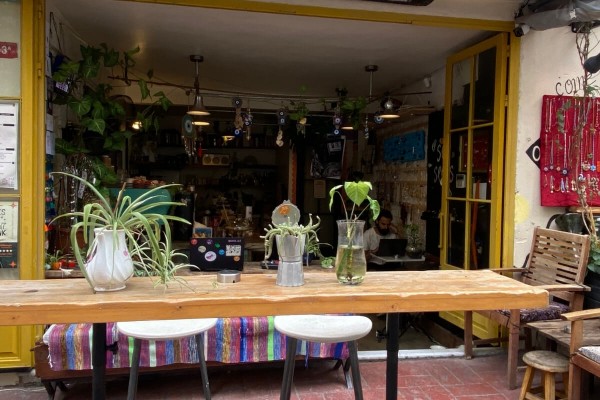 2515 - Cihangir - Butik Cafe