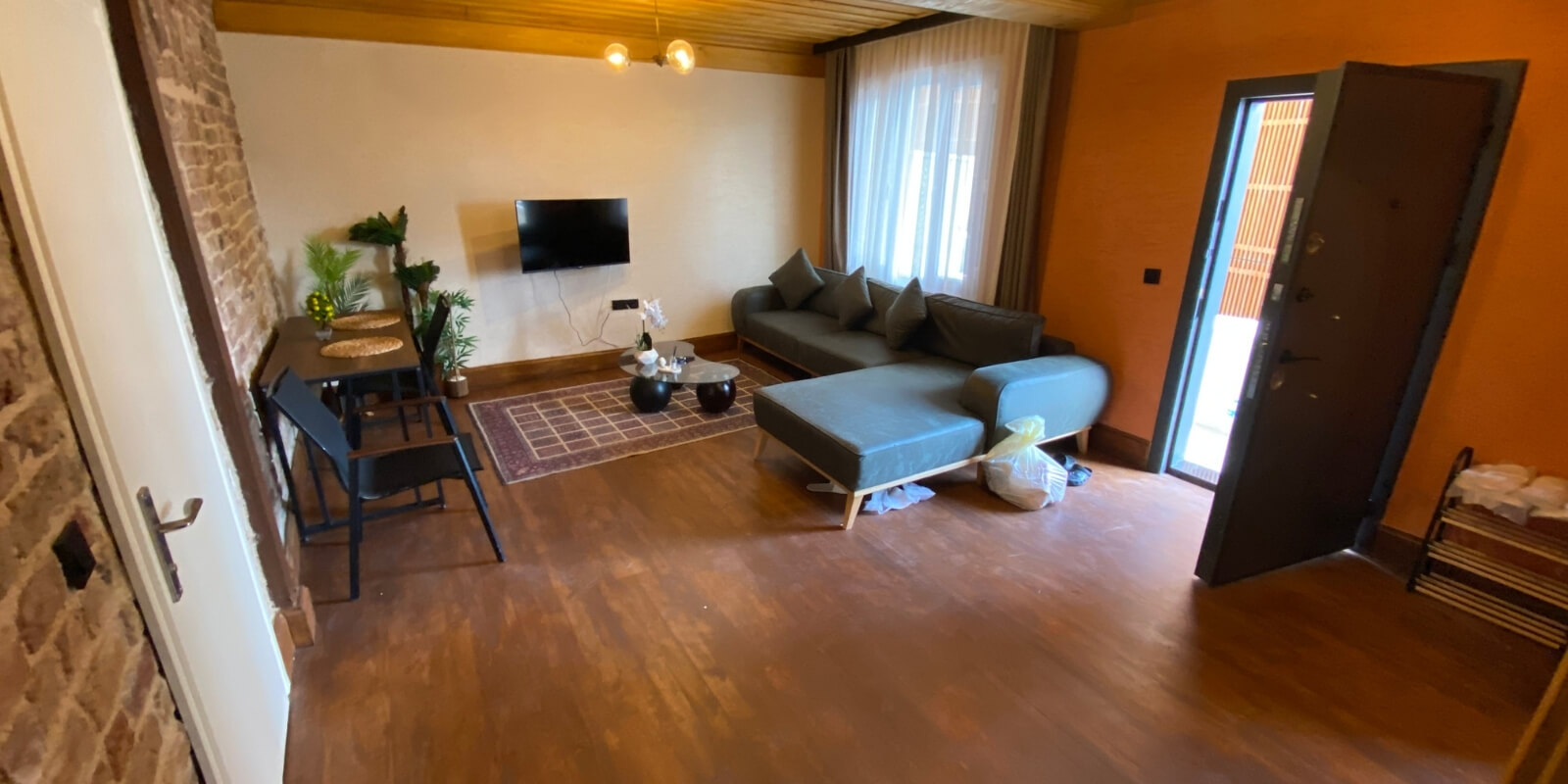 2519 - Cihangir- Müstakil Ev