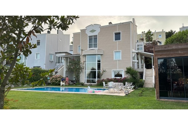 2574 - Zekeriyaköy - Villa