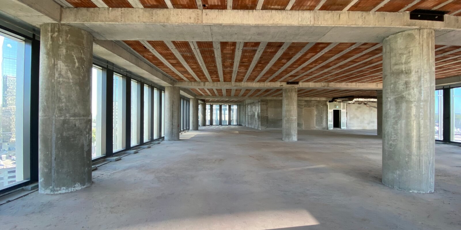 2603 - Maslak - Plaza - Otopark Girişi - Lobi