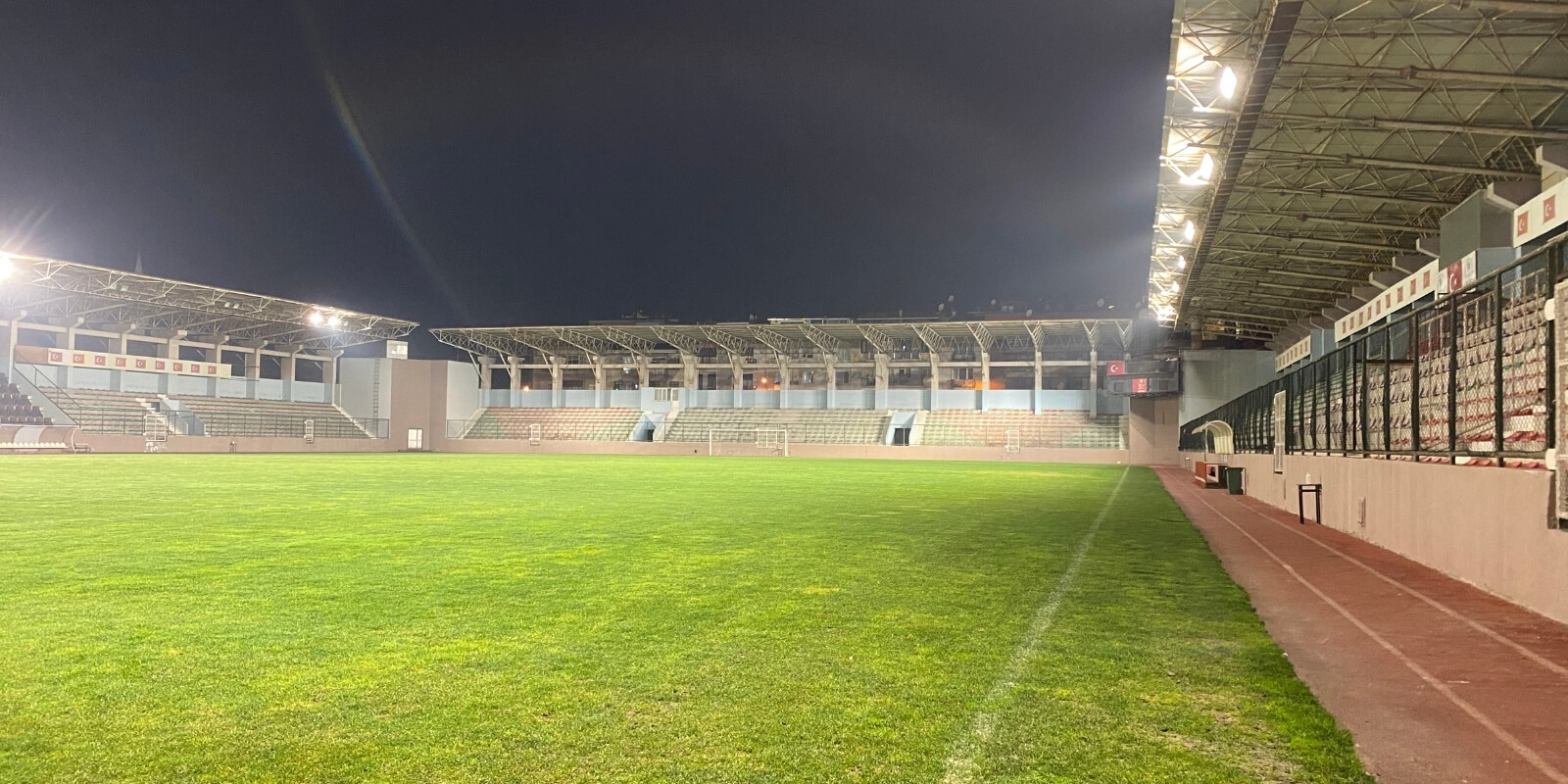 2596 - Maltepe - Stadyum