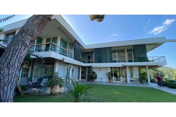 2561 - Büyükada - Dönem Villa