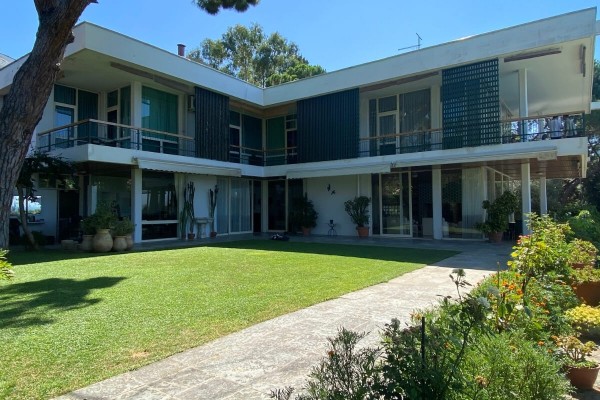 2561 - Büyükada - Dönem Villa