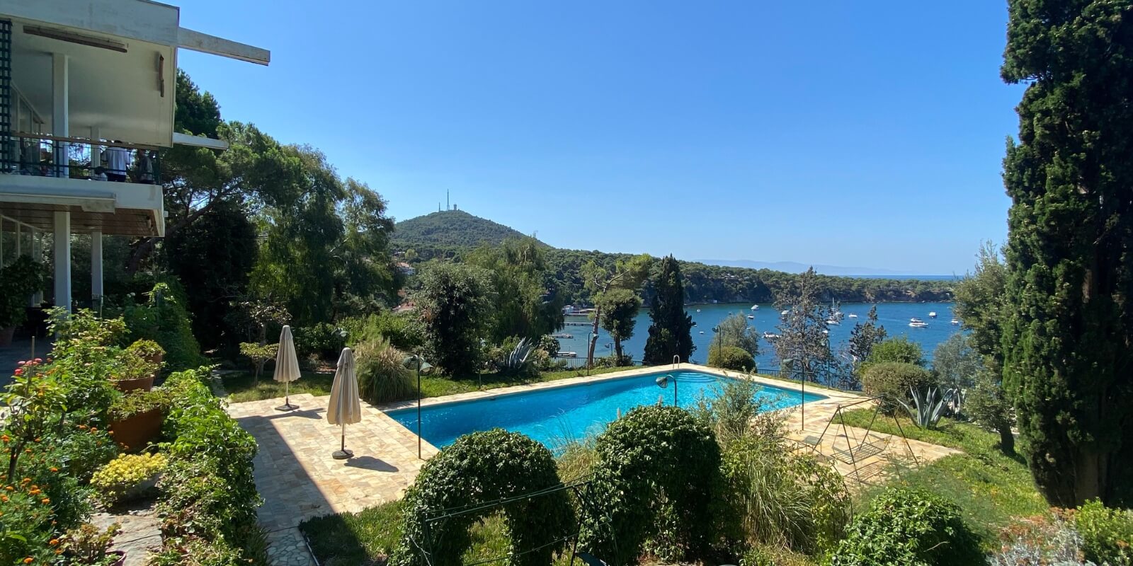 2561 - Büyükada - Dönem Villa