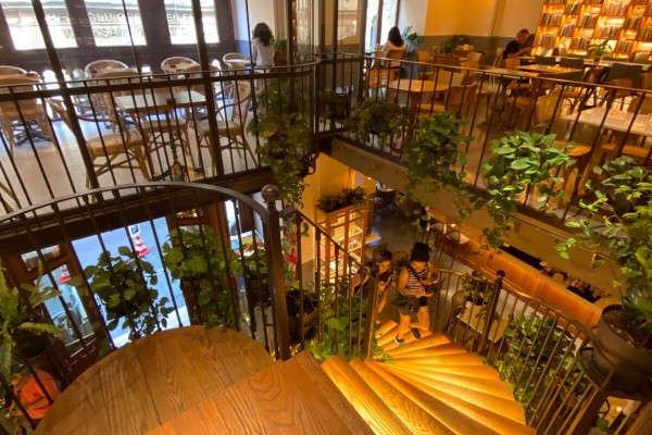 2569 - Şişhane - Cafe