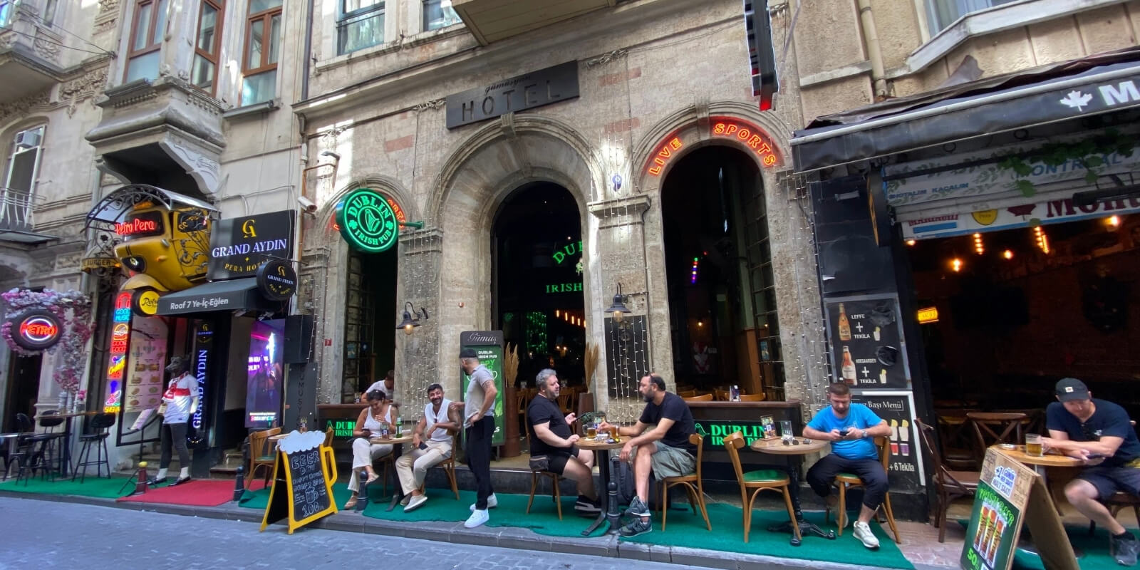 2572 - Taksim - Pub