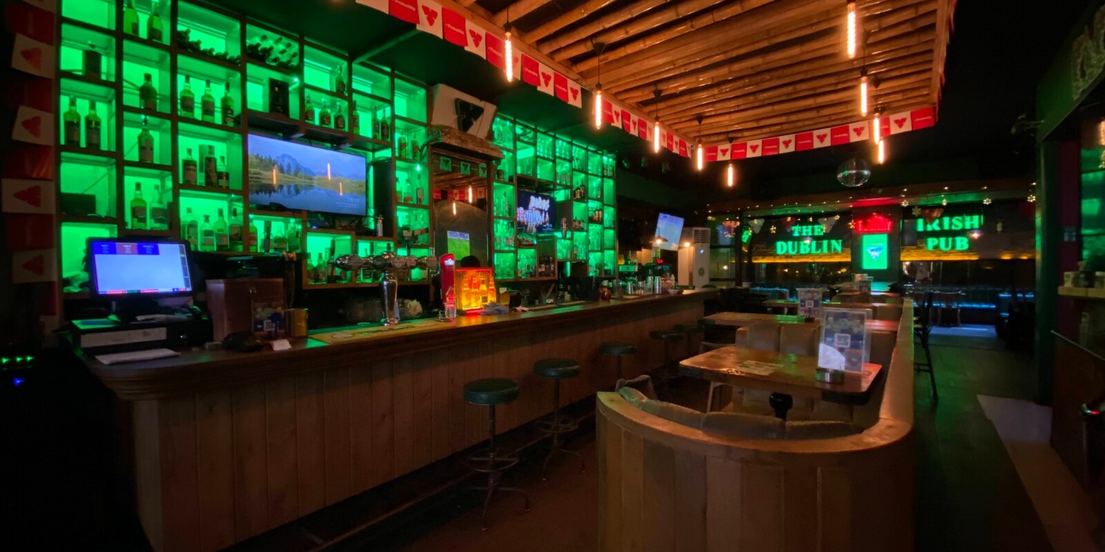2572 - Taksim - Pub