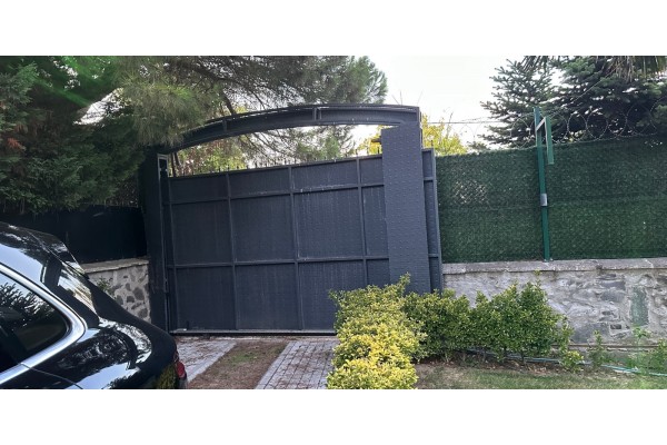 2573 - Zekeriyaköy - Villa