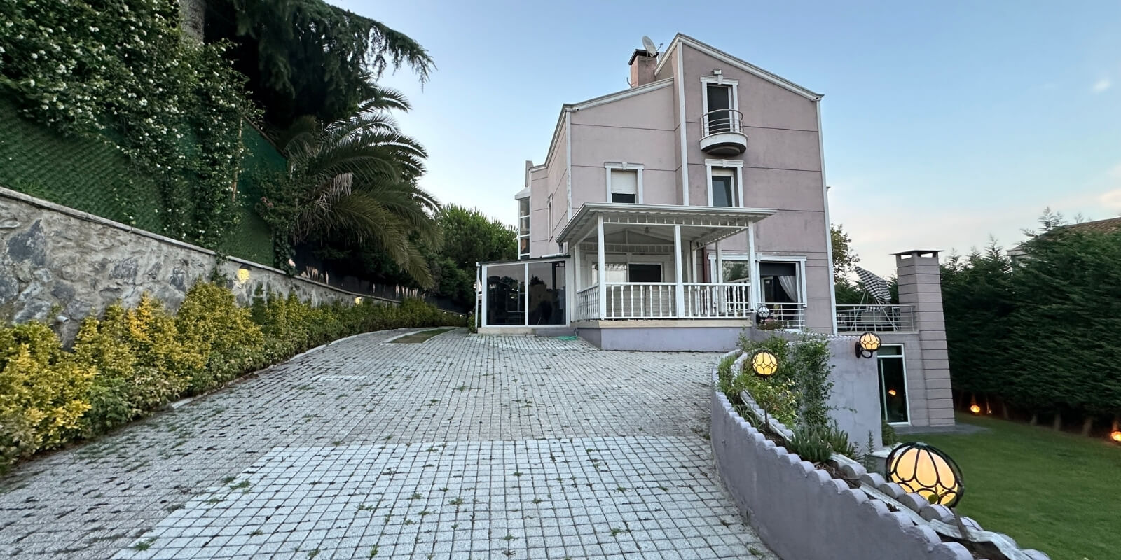 2573 - Zekeriyaköy - Villa