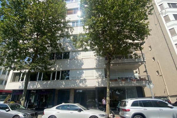 2525 - Nişantaşı - Sanat Galerisi