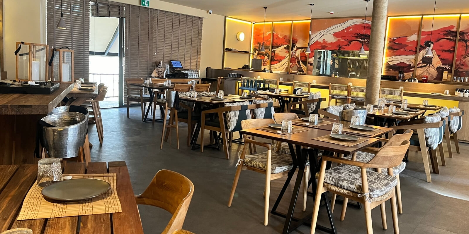 2685 - Zekeriyaköy - Sushi Restaurant 