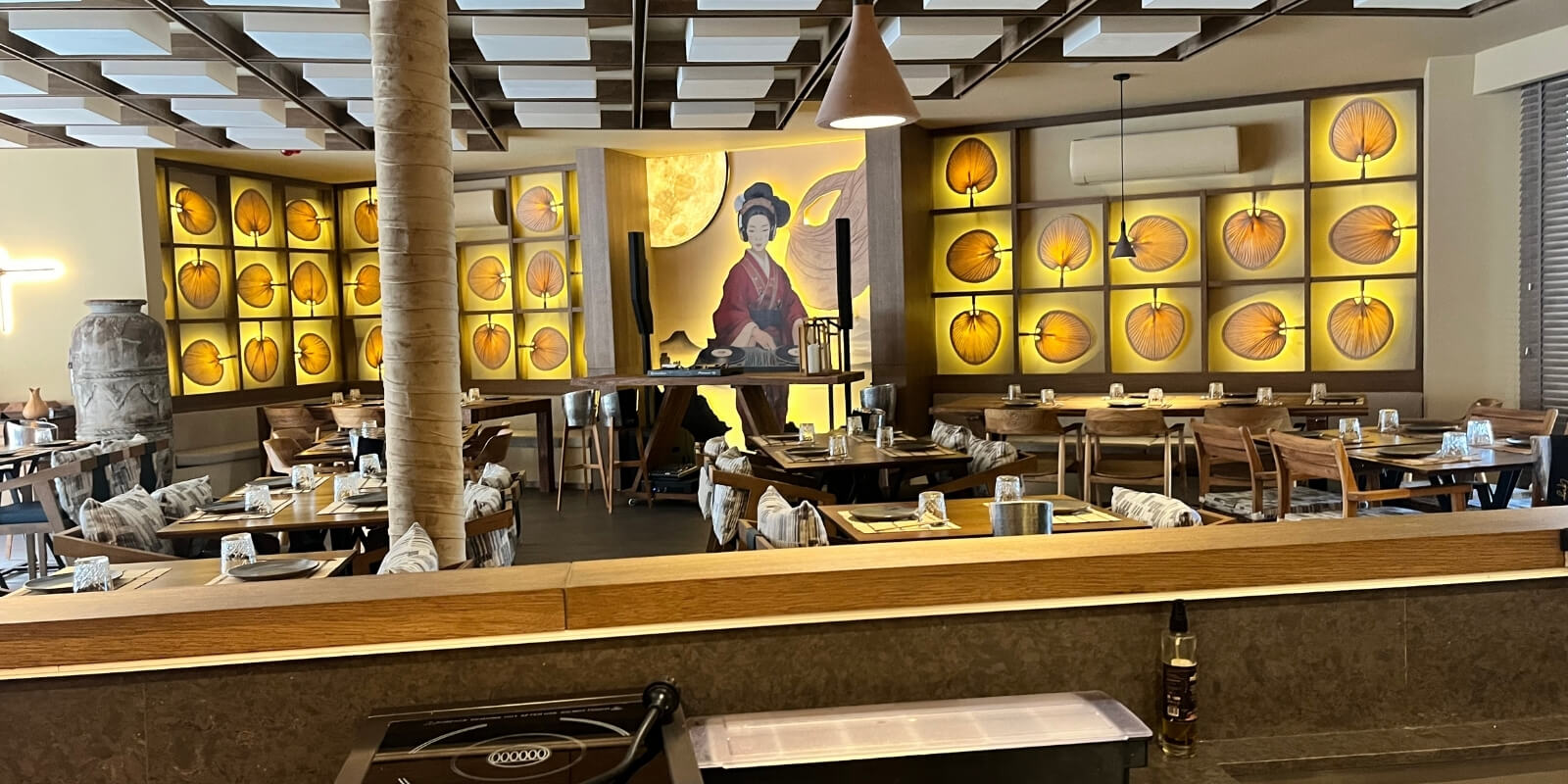 2685 - Zekeriyaköy - Sushi Restaurant 