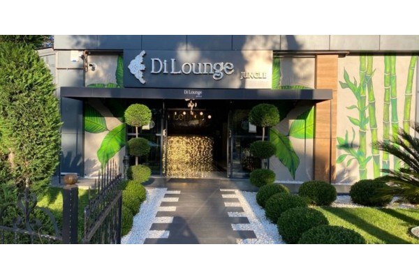 2689 - Alemdag - Cafe