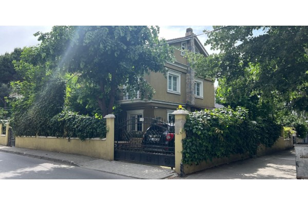 2695 - Erenköy - Dönem Villa