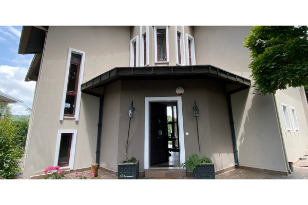 8022 - Zekeriyaköy - Villa