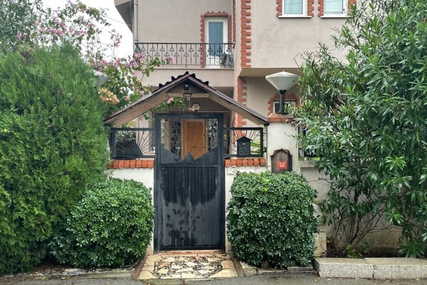 1056 - Tuzla - Villa