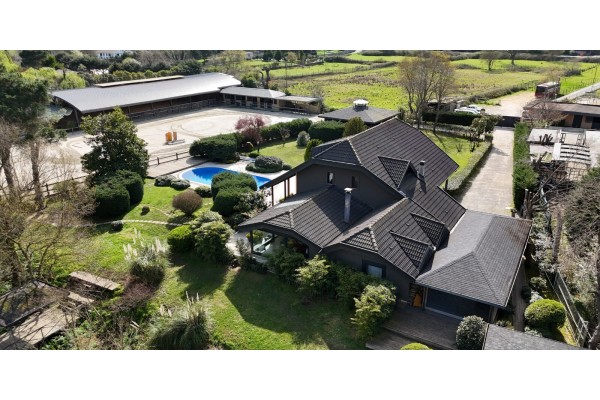 125 - Öğümce - At Çiftliği - Villa