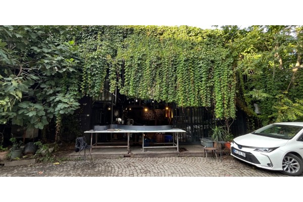 227 - Balat - Loft Cafe Rest 