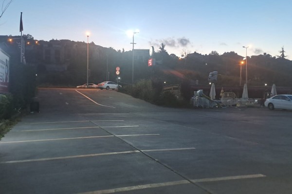 2463 - Zekeriyaköy - Market