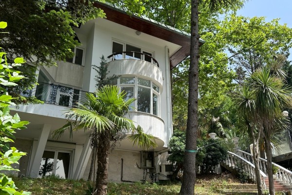 2495 - İstinye - Malikane