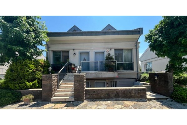 2537 - Zekeriyaköy - İkiz Villa