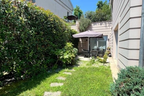 2537 - Zekeriyaköy - İkiz Villa