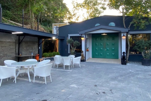 522 - Zekeriyaköy - Loft - Oto Galeri ve Nişantaşı Sokak Dekoru