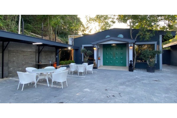 522 - Zekeriyaköy - Loft - Oto Galeri ve Nişantaşı Sokak Dekoru