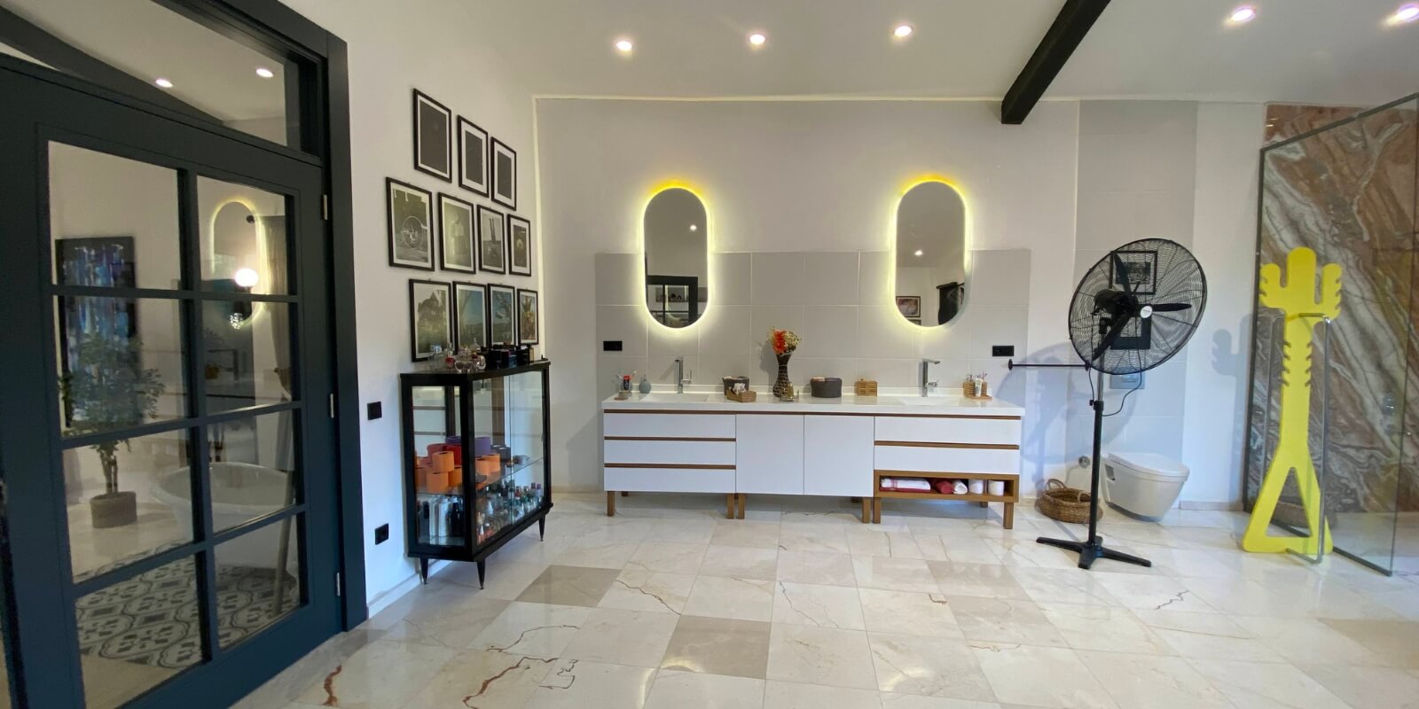 522 - Zekeriyaköy - Loft - Oto Galeri ve Nişantaşı Sokak Dekoru
