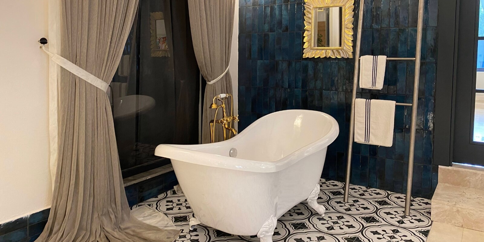 522 - Zekeriyaköy - Loft - Oto Galeri ve Nişantaşı Sokak Dekoru