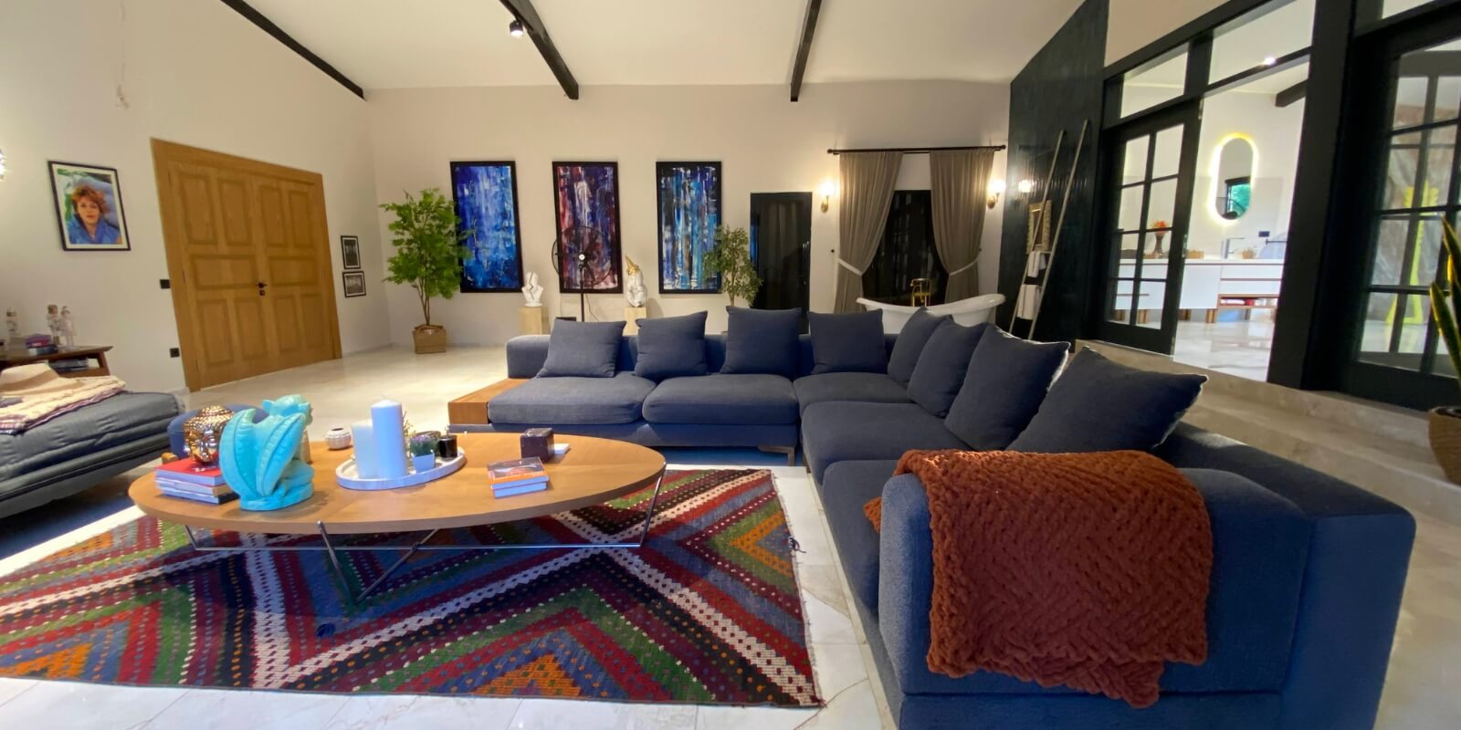522 - Zekeriyaköy - Loft - Oto Galeri ve Nişantaşı Sokak Dekoru