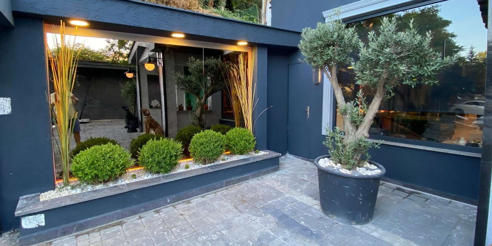 522 - Zekeriyaköy - Loft - Oto Galeri ve Nişantaşı Sokak Dekoru