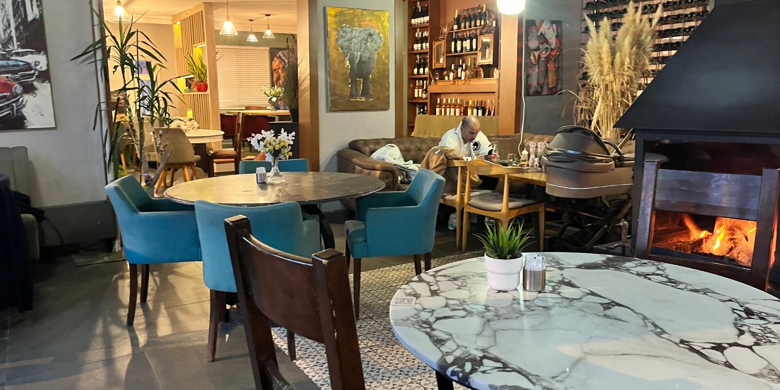528 - Zekeriyakoy - Kafe - Restaurant