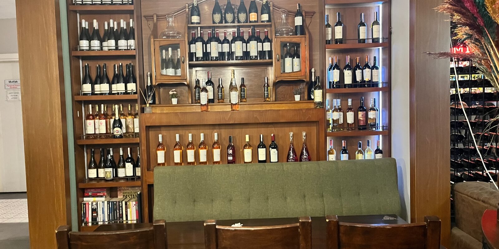 528 - Zekeriyakoy - Kafe - Restaurant