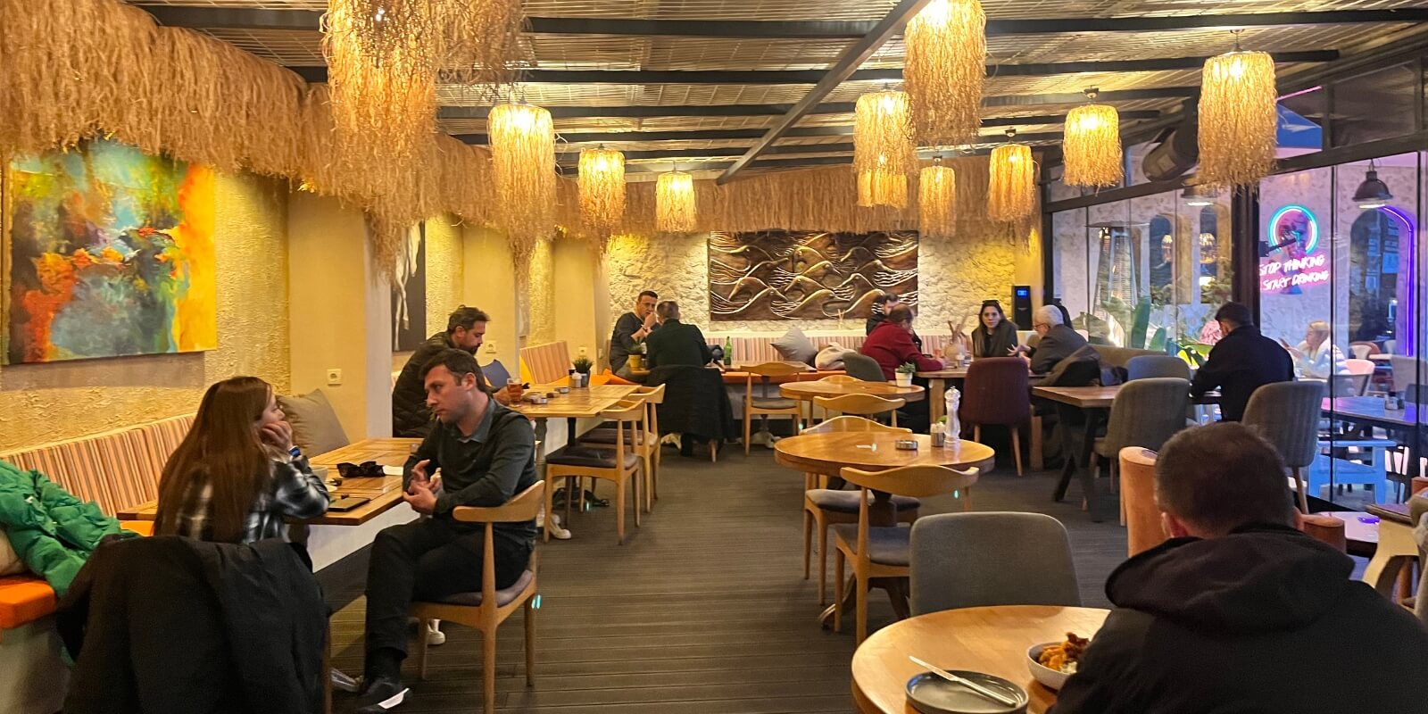 528 - Zekeriyakoy - Kafe - Restaurant