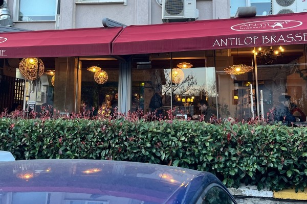 533 - Zekeriyaköy - Kafe - Restaurant