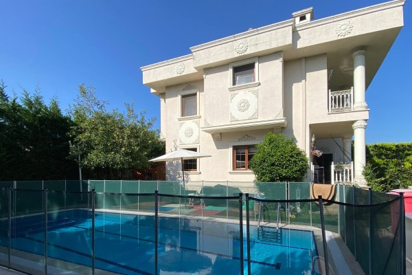 595 - Kemerburgaz - Malikane