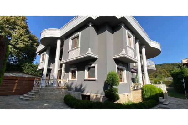 596 - Kemerburgaz - Malikane