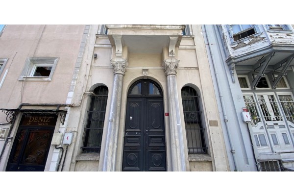 604 - Sarıyer - Tarihi Apartmanı