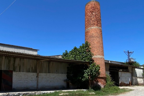 615 - Zekeriyaköy - Eski Fabrika - Hangar
