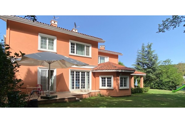 639 - Zekeriyaköy - Villa