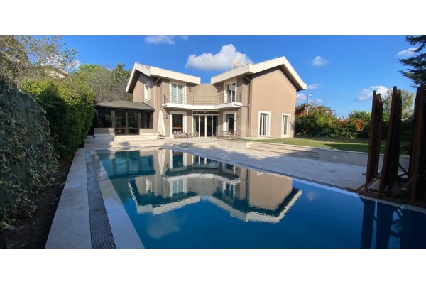 652 - Zekeriyaköy - Villa