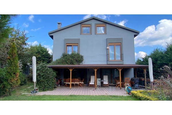 694 - Zekeriyakoy - Villa